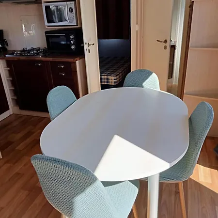 Stacaravan Familytime Nr 2014 6p Nieuwe Plaats Rechtstreeks Pad Zwembad Apartment Bredene